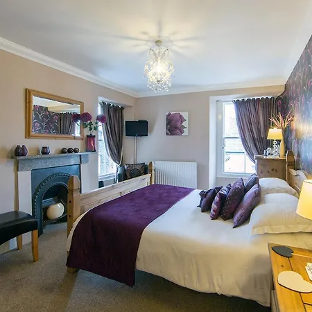 Pitcairn House *